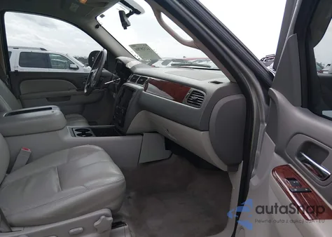 2010 Chevrolet Tahoe Lt z USA, uszkodzony, nr VIN 1GNMCBE36AR193363